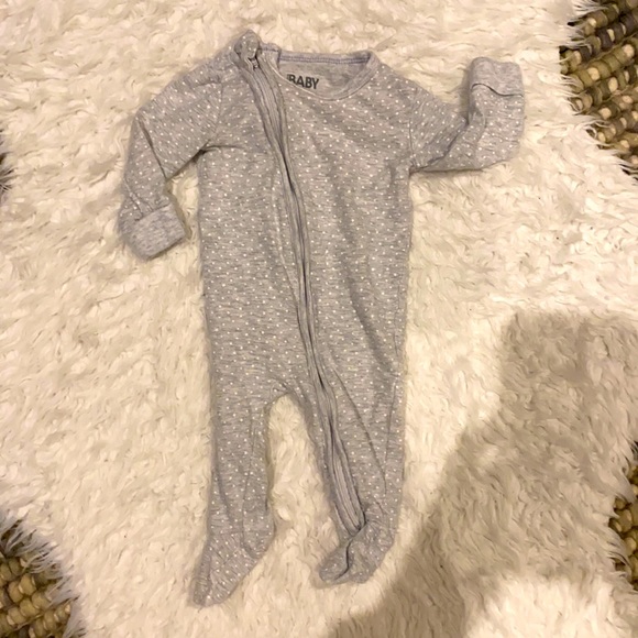 5 assorted onesies all size 000 - Picture 4 of 6